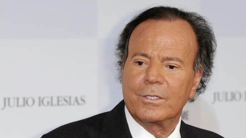 Julio Iglesias