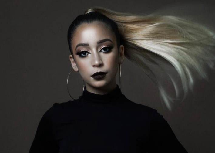 maquilladora Valeria López