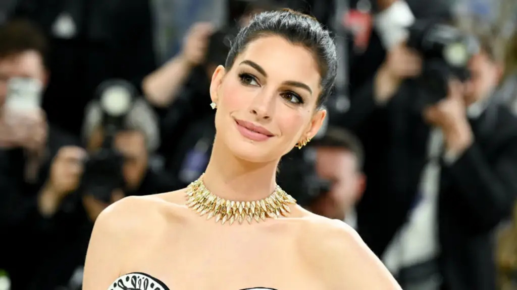 Anne Hathaway
