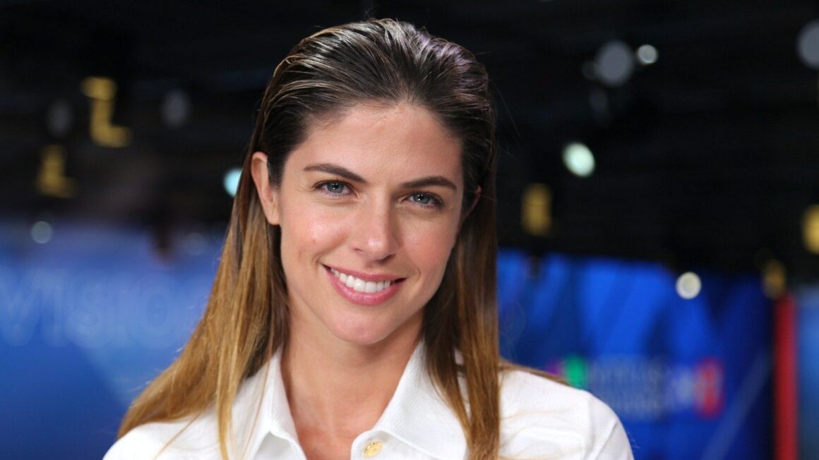 Stephanie Cayo
